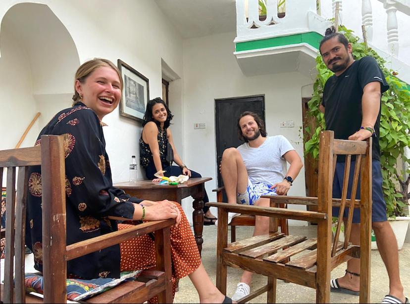 Zlife Stone Town Hostel Zanzibar ภายนอก รูปภาพ