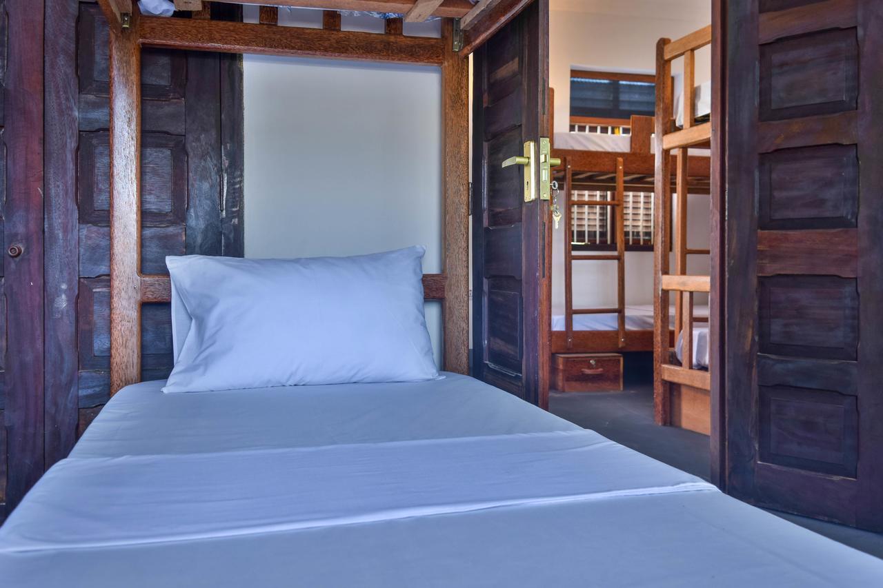 Zlife Stone Town Hostel Zanzibar ภายนอก รูปภาพ