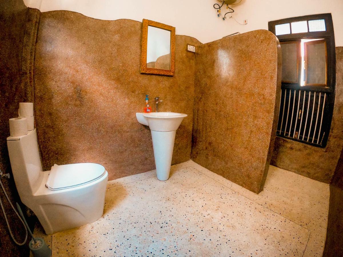 Zlife Stone Town Hostel Zanzibar ภายนอก รูปภาพ