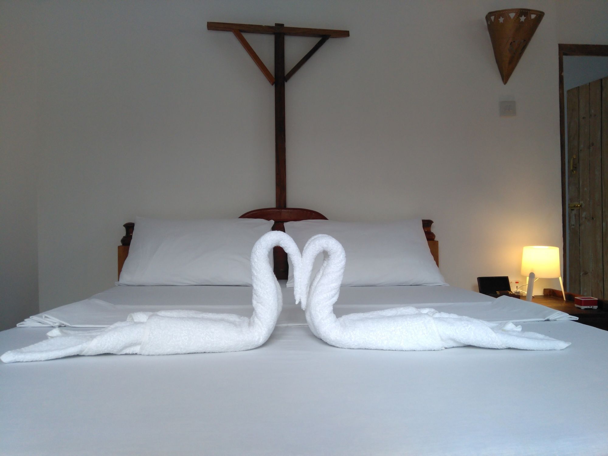 Zlife Stone Town Hostel Zanzibar ภายนอก รูปภาพ
